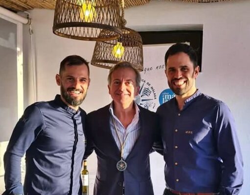 Restaurante Sarmiento en Casares recibe el premio al Mejor Restaurante de Cocina Tradicional de la Academia de Gastronomía de Málaga Sarmiento Restaurant in Casares wins award