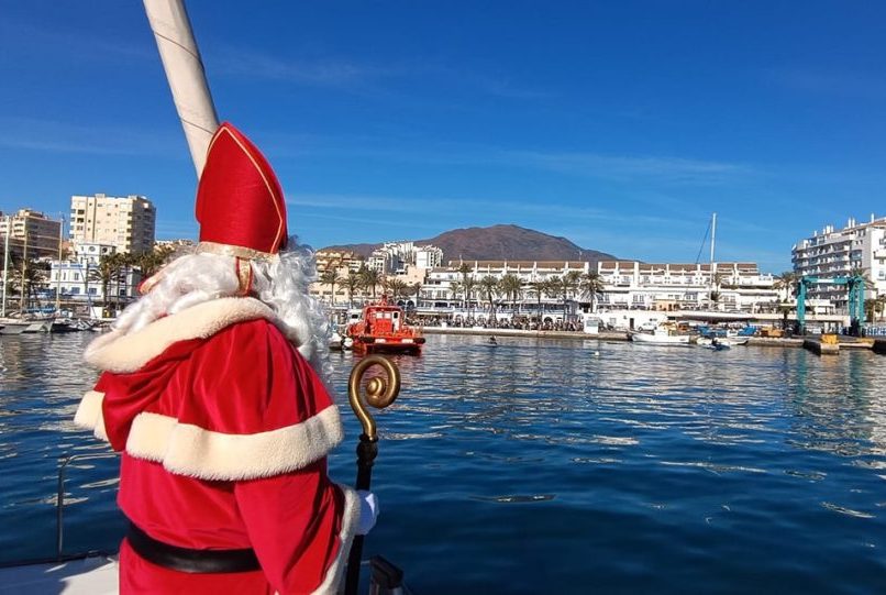 Saint Nicholas visits Estepona Port