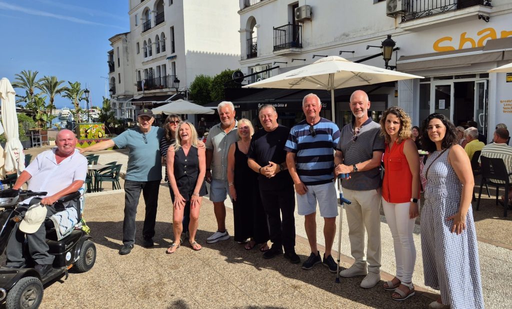 Duquesa Party in the Square for Aprona
