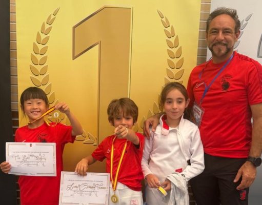 Medallas de oro para jóvenes esgrimistas andaluces en el critérium nacional de Segovia AndaluZía