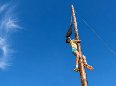 Traditional ‘Cucañas’ return to Sabinillas for San Luis