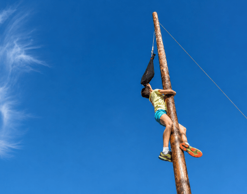 Traditional ‘Cucañas’ return to Sabinillas for San Luis